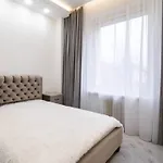Relax Flat